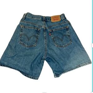 Levi’s denim mom shorts